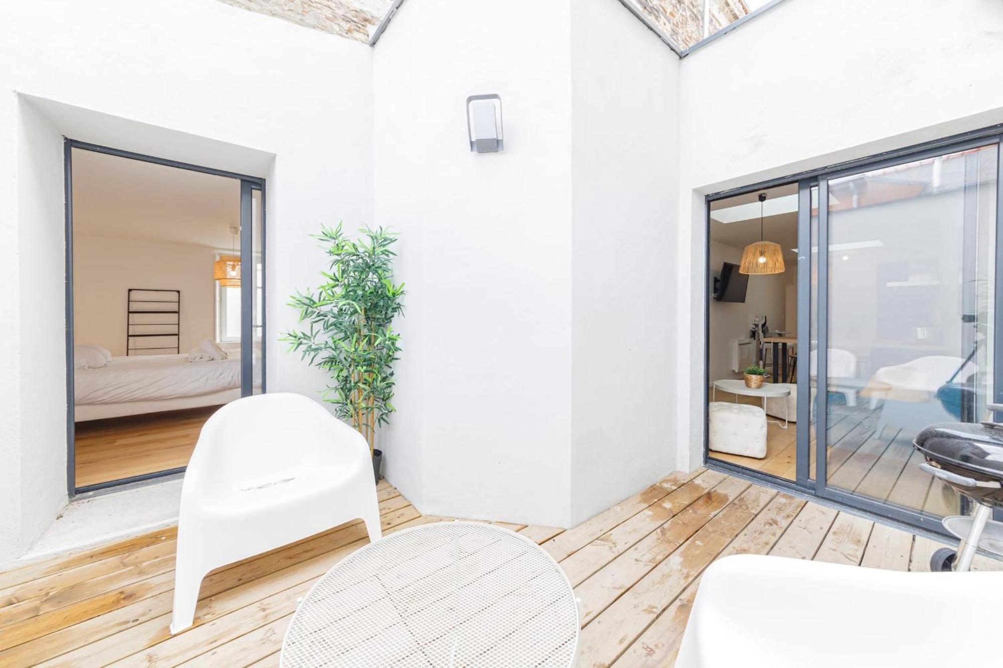 Le Topaze Wifi Patio Centre-Ville Angers Exterior photo